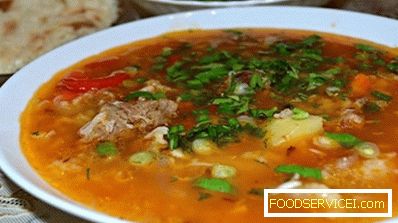Mycket välsmakande uzbekisk soppa 